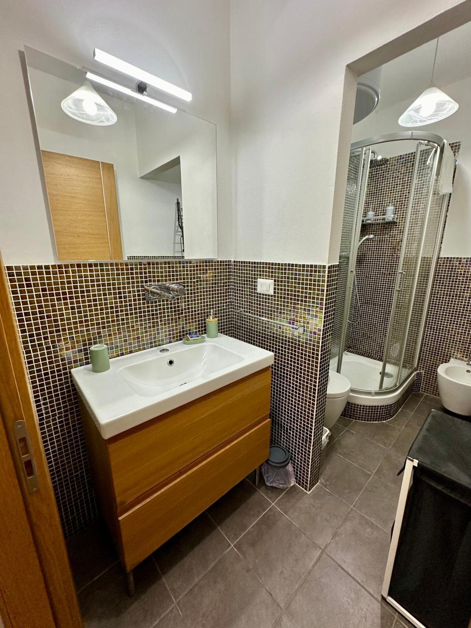 Casalory Rent Apartment Florens Exteriör bild