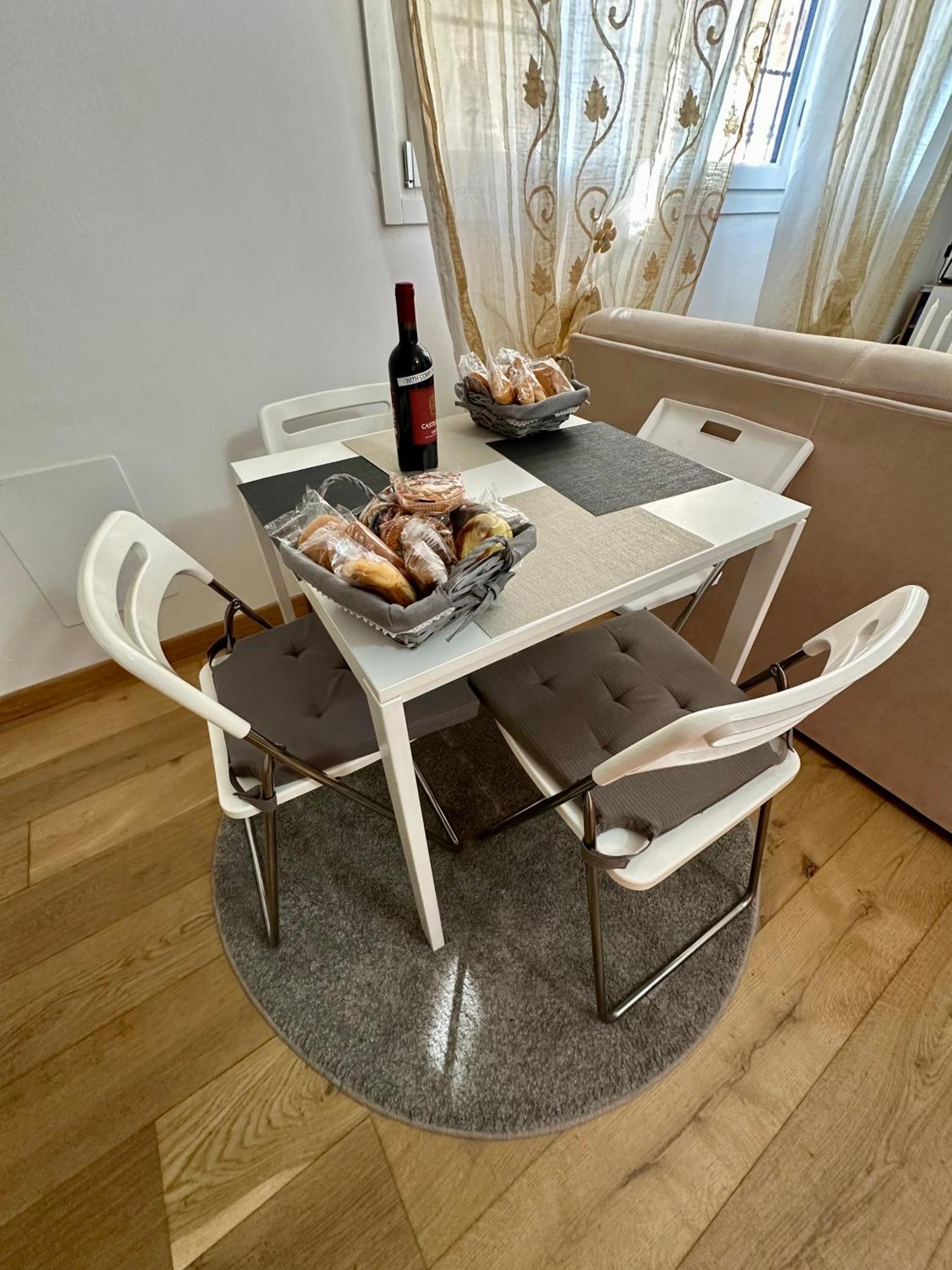 Casalory Rent Apartment Florens Exteriör bild
